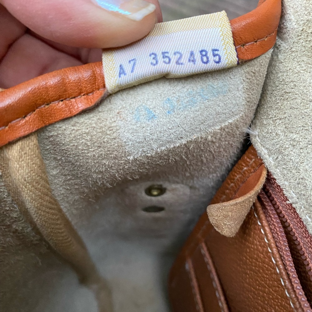 Vintage Dooney & Bourke Purse - Picture 13 of 15